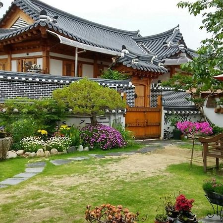 Hanok Madang Vila Jeonju Exterior foto