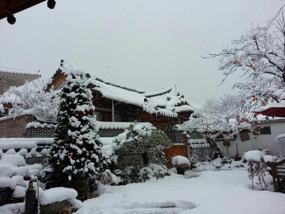 Hanok Madang Vila Jeonju Exterior foto